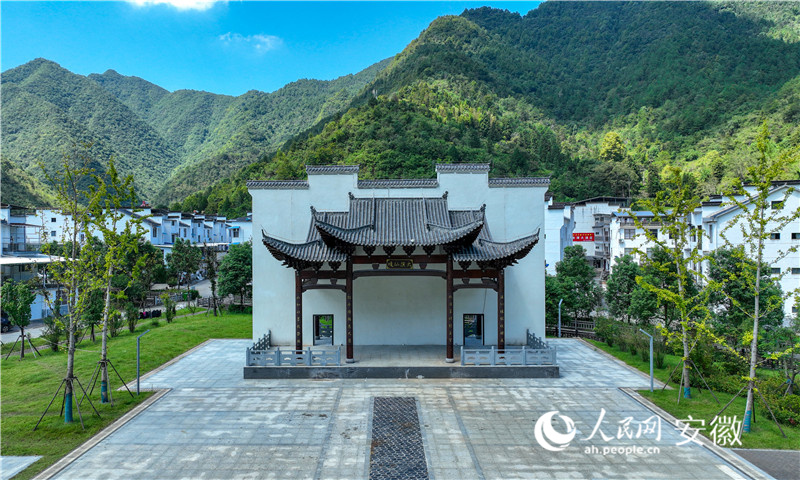 新火村村景。人民網(wǎng)記者 陶濤攝